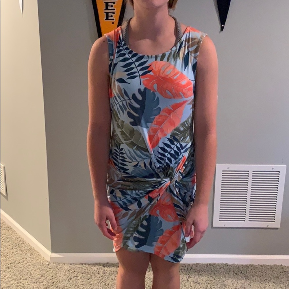 NEW Juniors Medium Dress Love In